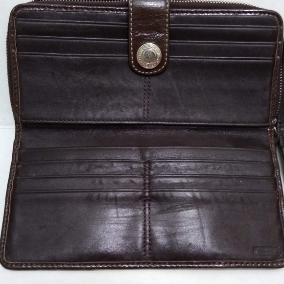 Coach Accordion Zip Wallet - Picture 5 of 5